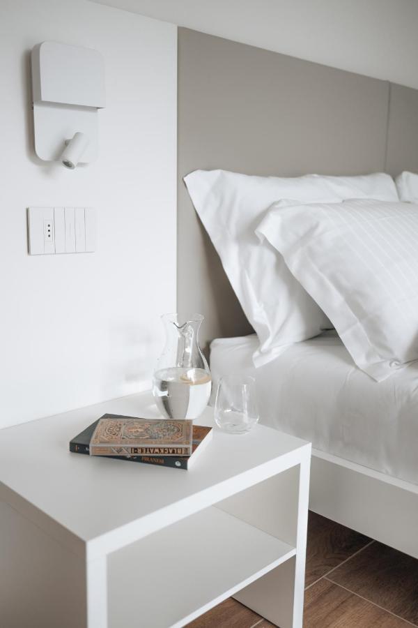 Sea Breeze Aparthotel Caorle Buitenkant foto