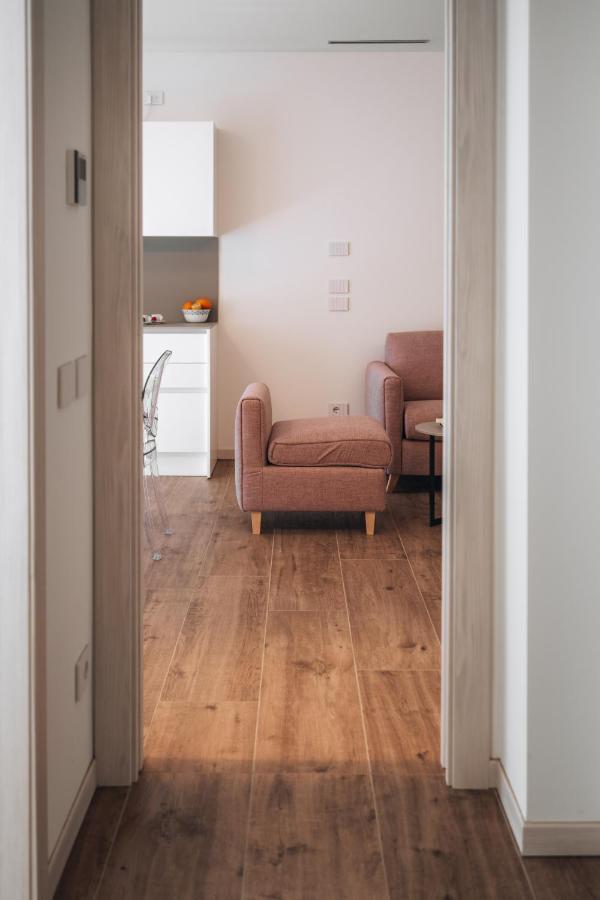 Sea Breeze Aparthotel Caorle Buitenkant foto